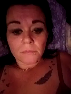 ravenlove1986 online show from October 19, 7:36 pm