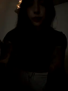 valeriahornier online show from December 22, 1:57 am