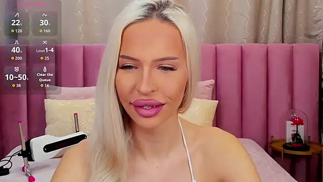 KailaCrystall online show from November 24, 1:27 am