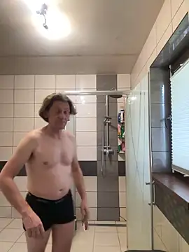 kon77777 online show from October 18, 9:32 am