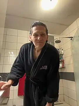 kon77777 online show from November 10, 4:22 am