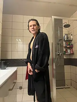 kon77777 online show from November 16, 5:13 am