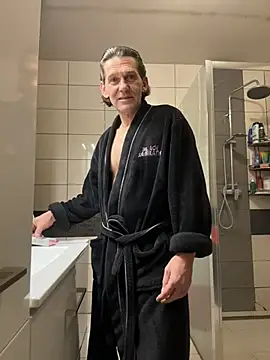 kon77777 online show from November 19, 3:17 am