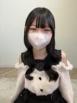 Snapshot of Reina_cute_00_ chatting on November 21, 3:27 am Reina cute 00 online show from November 21, 3:27 am