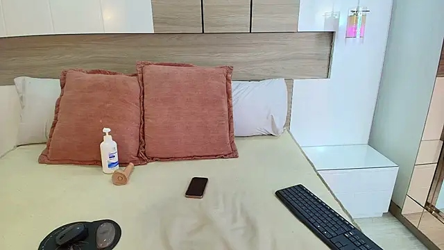 Kaoriabyss  online show from March 2, 8:37 pm