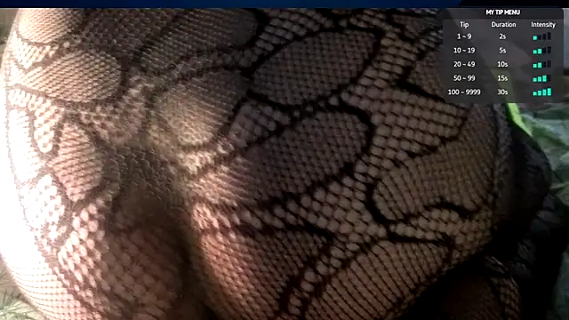 Snapshot of Very-sweet chatting on May 14, 6:04 pm Very-sweet online show from May 14, 6:04 pm