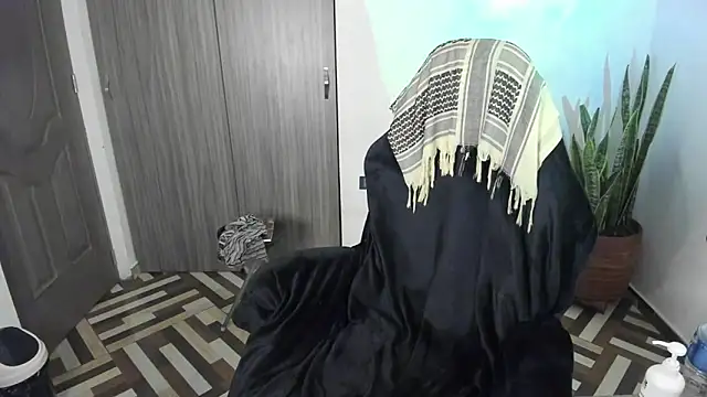 Snapshot of FreszX chatting on December 5, 4:47 pm FreszX online show from December 5, 4:47 pm