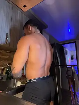 FreszX online show from March 6, 3:30 pm