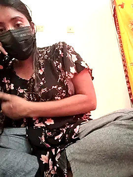 Hot Angle online show from April 13, 11:05 am