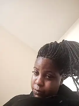 Snapshot of Big_Titties321 chatting on November 3, 1:19 am Big Titties321 online show from November 3, 1:19 am