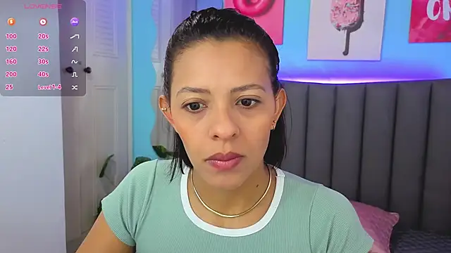 Aria Russo online show from January 11, 3:50 pm