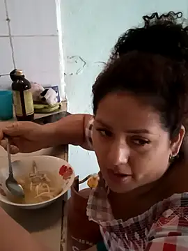 Snapshot of chikis12_ chatting on November 29, 7:50 pm chikis12 online show from November 29, 7:50 pm