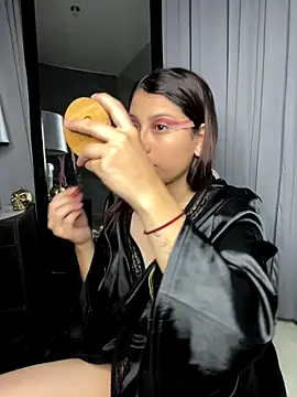 Snapshot of Sammy_Sweet01 chatting on October 31, 12:17 pm Sammy Sweet01 online show from October 31, 12:17 pm