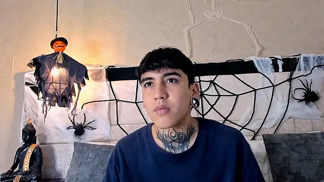 SantiOlsen online show from October 24, 11:39 am