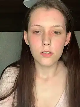 Snapshot of Thedeepwebcutie chatting on November 1, 3:19 am Thedeepwebcutie online show from November 1, 3:19 am