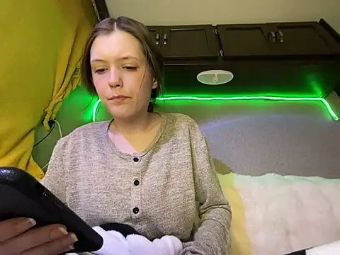 Snapshot of Thedeepwebcutie chatting on January 8, 3:31 am Thedeepwebcutie online show from January 8, 3:31 am