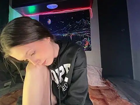 Snapshot of Thedeepwebcutie chatting on February 28, 5:08 am Thedeepwebcutie online show from February 28, 5:08 am