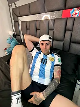 Williamlo online show from November 3, 3:52 am