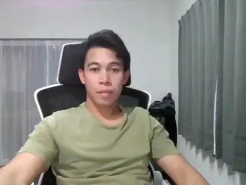 Snapshot of SobaKurd chatting on November 7, 12:16 pm SobaKurd online show from November 7, 12:16 pm