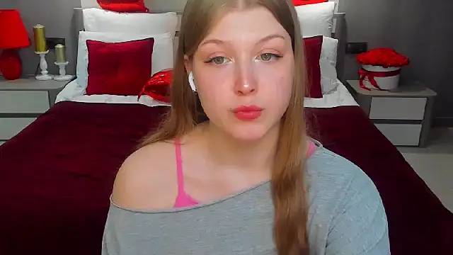 Stella Light online show from March 12, 7:42 pm