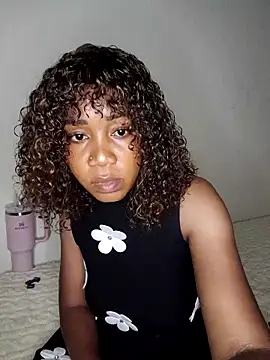 Snapshot of sexy-portable chatting on October 26, 1:06 pm sexy-portable online show from October 26, 1:06 pm