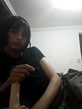 Snapshot of sophiasleepy1 chatting on November 21, 4:44 am sophiasleepy1 online show from November 21, 4:44 am