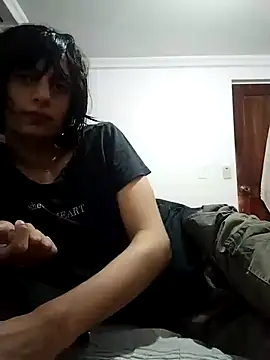 Snapshot of sophiasleepy1 chatting on November 30, 11:36 am sophiasleepy1 online show from November 30, 11:36 am