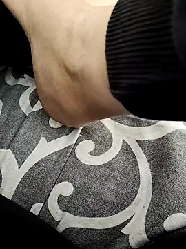 sexydeaChanel online show from April 5, 3:09 pm