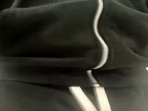 Snapshot of Romaeterna_ chatting on December 17, 2:45 pm Romaeterna online show from December 17, 2:45 pm