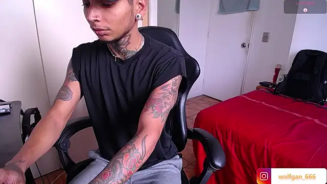 Snapshot of nathan_aress6666 chatting on May 27, 7:55 pm nathan aress6666 online show from May 27, 7:55 pm
