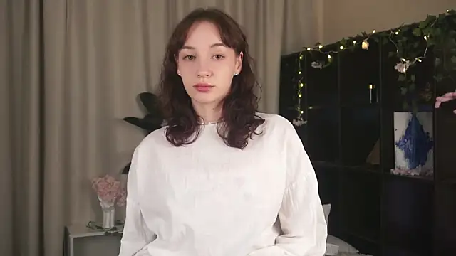 PeachyTwirl online show from October 21, 12:44 am