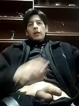 Carriata larry online show from November 18, 3:45 am