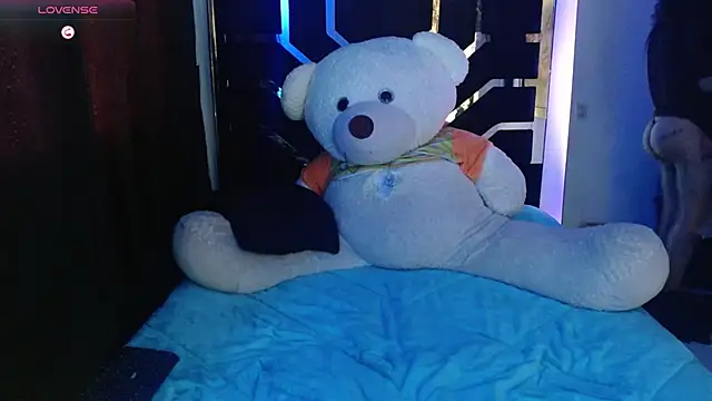 talianha online show from April 1, 8:17 pm