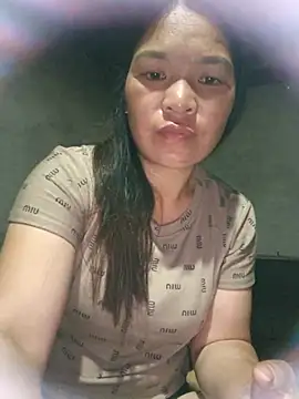 Snapshot of chipu06 chatting on May 19, 10:16 pm chipu06 online show from May 19, 10:16 pm