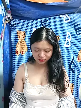 lisa-bae00 online show from December 21, 11:23 pm