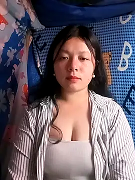 lisa-bae00 online show from March 14, 12:21 pm