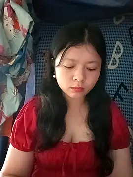 lisa-bae00 online show from March 29, 12:32 am