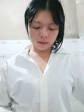 lisa-bae00 online show from June 20, 12:36 am