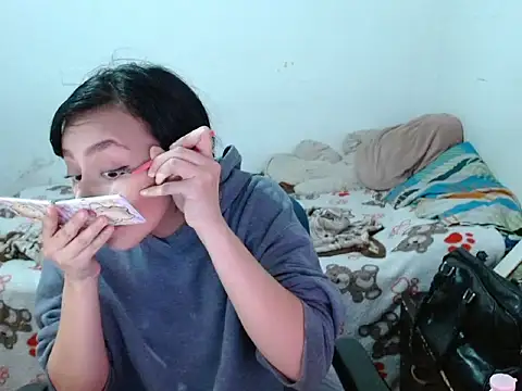 Snapshot of fresita_streamer chatting on October 31, 5:08 am fresita streamer online show from October 31, 5:08 am