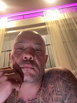 gitanoMad online show from April 7, 9:15 pm