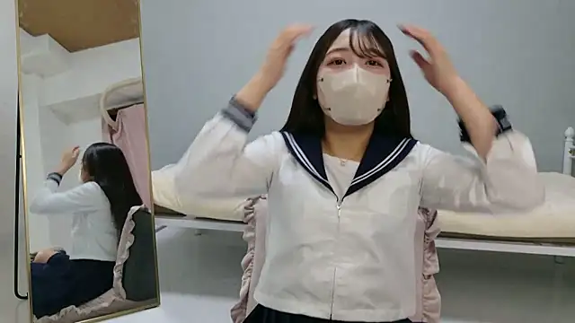 Snapshot of yui_chan00 chatting on February 9, 11:47 am yui chan00 online show from February 9, 11:47 am