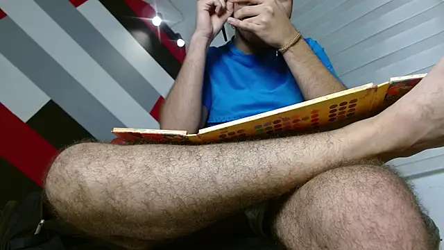 Snapshot of Zac_Golden chatting on April 18, 1:26 pm Zac Golden online show from April 18, 1:26 pm