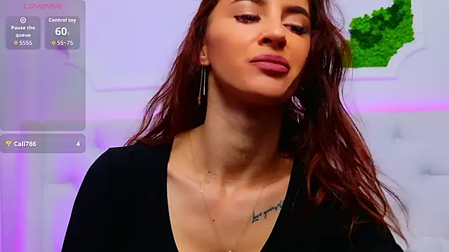 ElisaCharm online show from January 19, 3:32 am