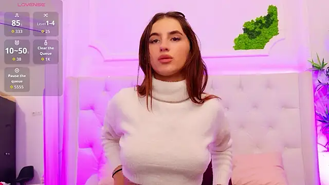 ElisaCharm online show from April 9, 2:33 am