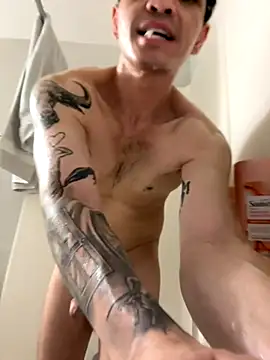 Snapshot of Orlando702@xh chatting on November 17, 9:09 pm Orlando702xh online show from November 17, 9:09 pm