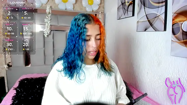 Snapshot of Cristall_ravven chatting on November 5, 8:20 pm Cristall ravven online show from November 5, 8:20 pm