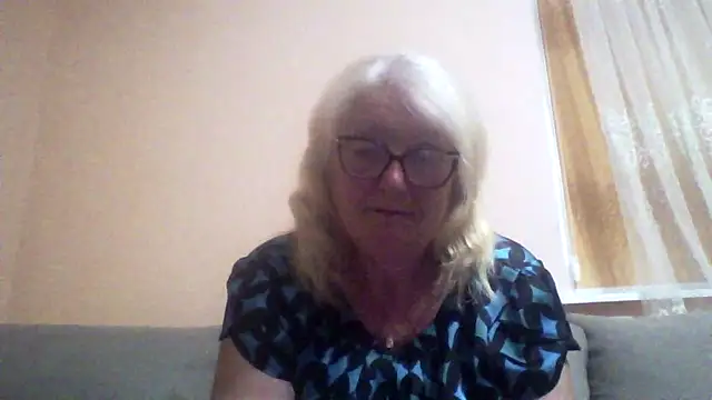 AmyLove353 online show from June 21, 9:17 pm