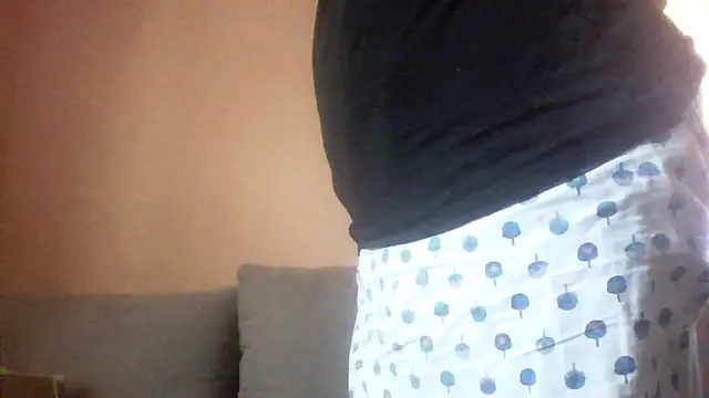 AmyLove353 online show from June 27, 3:33 am