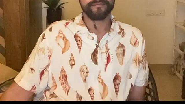 MakeMeAwareAah online show from December 21, 4:14 pm