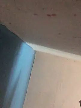 Snapshot of eujamiii chatting on October 21, 11:44 am eujamiii online show from October 21, 11:44 am